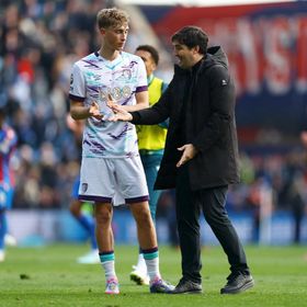 مدرب بورنموث متفائل بنجاح هويسن مع ريال مدريد رغم "منافسة شرسة"