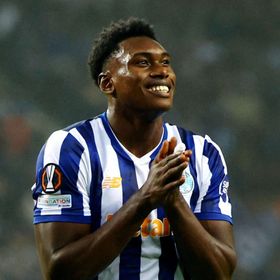 نكسة جديدة لإسبانيا.. إصابة خطيرة لسامو تبعده عن كأس العالم