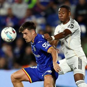 هل يغيب ديفيد ألابا عن الكلاسيكو بعد إصابته أمام خيتافي؟