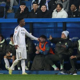 بسبب فينيسيوس.. قناة ريال مدريد تطالب بشطب حكم لقاء ألافيس