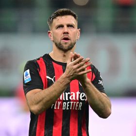 ميلان يقرر إعادة فولكروغ إلى وست هام ويرفض تفعيل بند الشراء