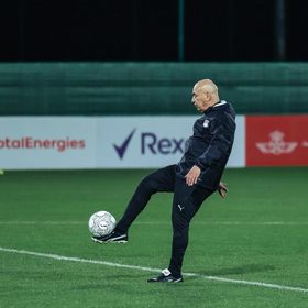 حسام حسن: صعّبنا الأمور على أنفسنا وحدث ما حذرت منه لاعبي مصر