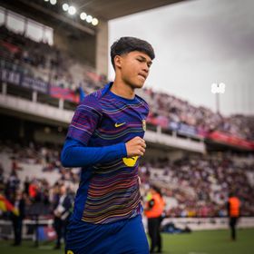 لماذا يصر باريس سان جيرمان على التعاقد مع نجم برشلونة الشاب؟