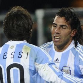 "أموال قذرة" تهدد سمعة الكرة الأرجنتينية قبل أشهر من كأس العالم