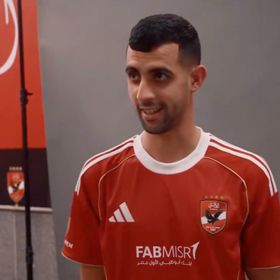 يوسف بلعمري: سأعتمد على أشرف بن شرقي للتأقلم في الأهلي