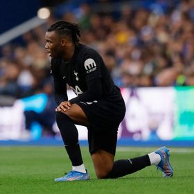 الكشف عن هوية لاعب البريمييرليغ الذي تعرض لتهديد بسلاح ناري في لندن