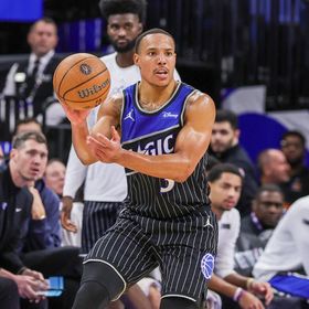 NBA.. ماجيك يهزم هيت ويقابل نيكس في نصف نهائي الكأس