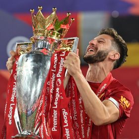 آدم لالانا يعلن اعتزاله كرة القدم