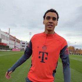 شاهد.. موسيالا يعود لتدريبات بايرن ميونيخ بعد غياب 3 أشهر