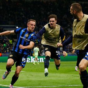 شاهد.. فراتيسي يصدم برشلونة بهدف رابع لإنتر في الوقت الإضافي