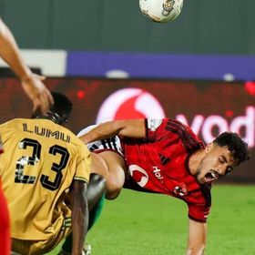 الأهلي يوضح طبيعة إصابة أكرم توفيق وموقف أشرف داري