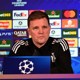 مدرب نيوكاسل يريد الحسم أمام برشلونة في "الشوط الأول" ويخشى لامين يامال