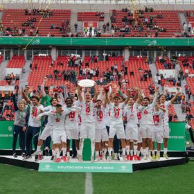 كولن يعود إلى البوندسليغا بعد اكتساح كايزرسلاوترن