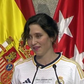 رئيسة حكومة مدريد: ريال مدريد يمنحك ذكريات مدى الحياة