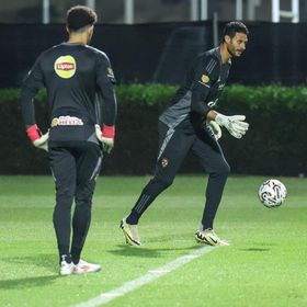 النحاس يرفض "المداورة" ويختار الحارس الأساسي للأهلي المصري