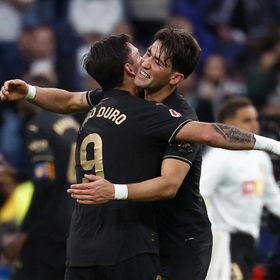 فالنسيا يكسر نحساً بفوز طال انتظاره على ملعب ريال مدريد