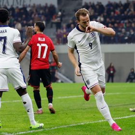 هاري كين يسبق كريستيانو رونالدو برقم استثنائي في التصفيات الأوروبية