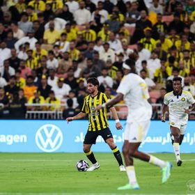 عوار تحت المجهر.. إصابة وانتقادات لاذعة في الكلاسيكو بسبب هدف ماني