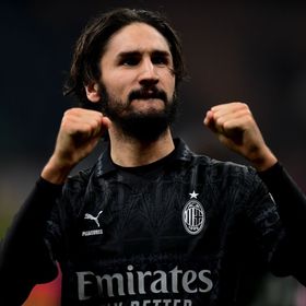 الشباب السعودي "يُغري" عدلي براتب ضخم ويقترب من حسم الصفقة