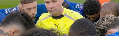 أغرب لقطة في الدوري الإنجليزي image