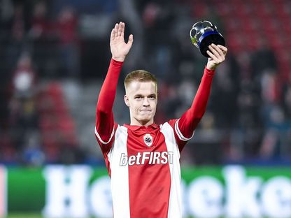 لاعب خط وسط رويال أنتويرب البلجيكي آرثر فيرميرين - - Reuters