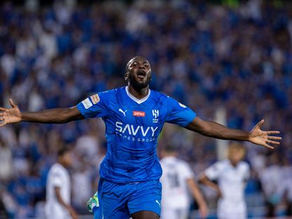 كاليدو كوليبالي مدافع الهلال يحتفل بهدفه في مرمى الشباب بالدوري السعودي - 29 سبتمبر 2023  - X/@SPL