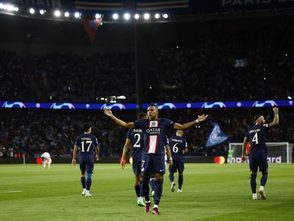 فرحة لاعب باريس سان جيرمان كليان مبابي بهدفه في شباك يوفنتوس - 6 سيتمبر 2022 - REUTERS