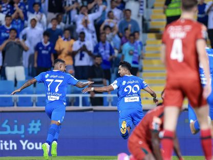 احتفال سالم الدوسري بهدفه في مباراة الهلال والاتفاق 28-8-2023 - ُTwitter/Alhilal