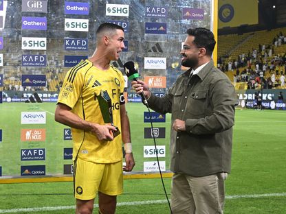 كريستيانو رونالدو يتحدث مع منصة "ثمانية" بعد مباراة بين النصر والفيحاء بالدوري السعودي - 1 نوفمبر 2025 - REUTERS