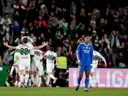 جود بيلينغهام لاعب ريال مدريد في حسرة بعد هدف إلتشي - 23 نوفمبر 2025 - Reuters