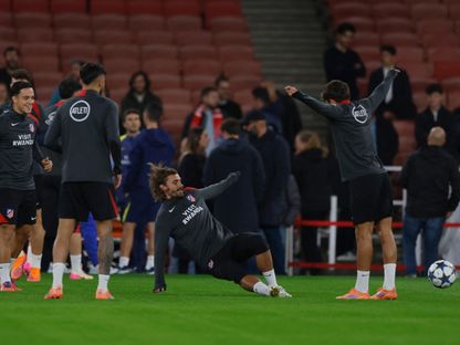 خلال تدريب لأتلتيكو مدريد في ملعب "الإمارات" قبل مواجهة أرسنال بدوري أبطال أوروبا - 20 أكتوبر 2025 - Action Images via Reuters