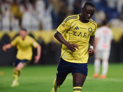 احتفال ساديو ماني لاعب النصر بتسجيل هدف في مرمى النجمة بالدوري السعودي - 3 أبريل 2026 - X/@AlNassrFC