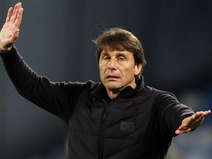 مدرب نابولي أنطونيو كونتي خلال مباراة ميلان بالدوري الإيطالي - 6 أبريل 2026 - Reuters