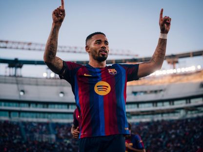 غابرييل جيسوس بعد هدفه: اللعب مع زملائي في برشلونة سهل جداً