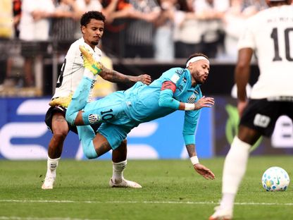 نيمار لاعب سانتوس خلال مواجهة كورنثيانز - 30 أغسطس 2026 - Reuters