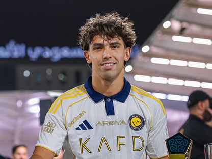 جواو فيليكس يحمل جائزة أفضل لاعب في مباراة النصر والشباب بالدوري السعودي - 29 أغسطس 2025 - X/@AlNassrFC