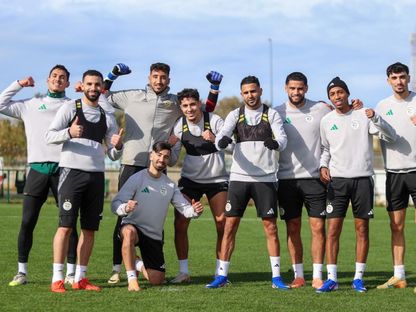 لاعبو الجزائر في حصة تدريبية - 27 ديسمبر 2025 - X/@Équipe d'Algérie de football