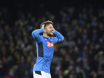 مهاجم نابولي البلجيكي دريس ميرتينز  - AFP