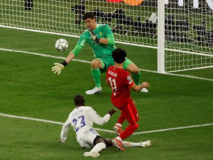 من مواجهة ريال مدريد وليفربول في نهائي أبطال أوروبا 2022 - Reuters