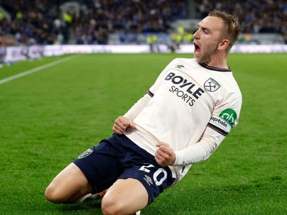 وست هام يفتك نقطة ثمينة من إيفرتون في أول ظهور لنونو سانتو