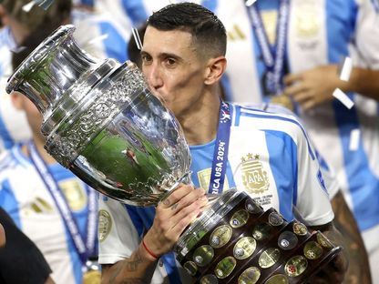 أنخل دي ماريا يقبل كأس كوبا أميركا 2024 بعد اعتزاله اللعب الدولي - Reuters