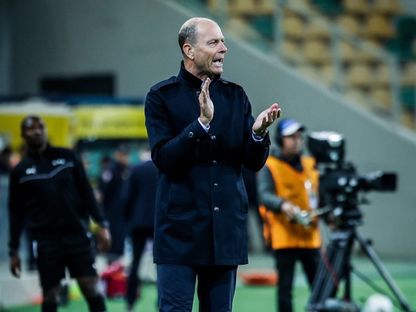 يس توروب مدرب الأهلي خلال مواجهة شبيبة القبائل بدوري أبطال إفريقيا - 7 فبراير 2026 - x/ahlyegypt