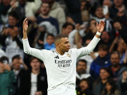 كيليان مبابي مهاجم ريال مدريد يحتفل بهدفه الثاني في مرمى مانشستر سيتي - 19 فبراير 2025 - Reuters