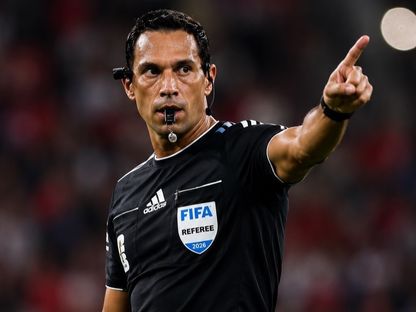الحكم الأرجنتيني فاكوندو تيلو خلال مباراة جنوب إفريقيا وكوريا الجنوبية بكأس العالم - 25 يوليو 2026 - Reuters