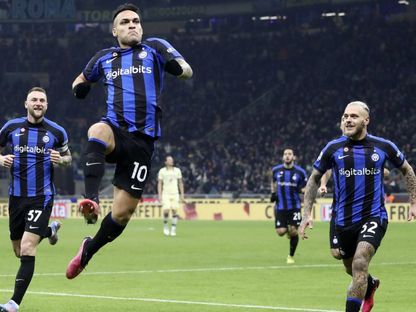 لاوتارو مارتينيز يقود انتر ميلانو لهزيمة هيلاس فيرونا في الدوري الايطالي 14-1-2023 - AFP