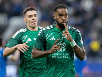 هاتريك توني يقود الأهلي لفوز مثير على الهلال في قمة الدوري السعودي