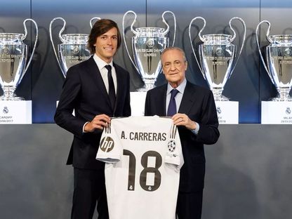 كاريراس يوقع عقده مع ريال مدريد وسيرتدي الرقم 18