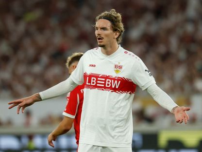 نيك فولتماده مهاجم شتوتغارت خلال مواجهة بايرن ميونيخ في كأس السوبر الألمانية - 16 أغسطس 2025 - Reuters