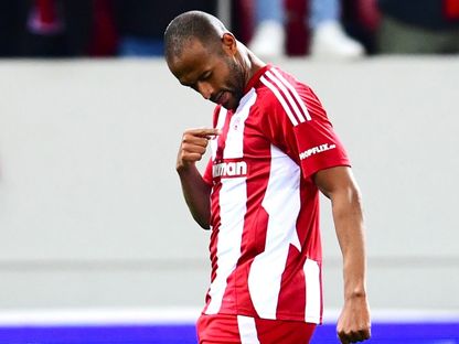 أيوب الكعبي يحتفل بهدفه في مرمى أيك أثينا في الدوري اليوناني - 13 أبريل 2025 - X/@olympiacosfc