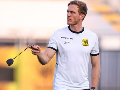 ينز فيسينغ خلال تدريب للاتحاد - 22 أكتوبر 2026 - X/@ittihad